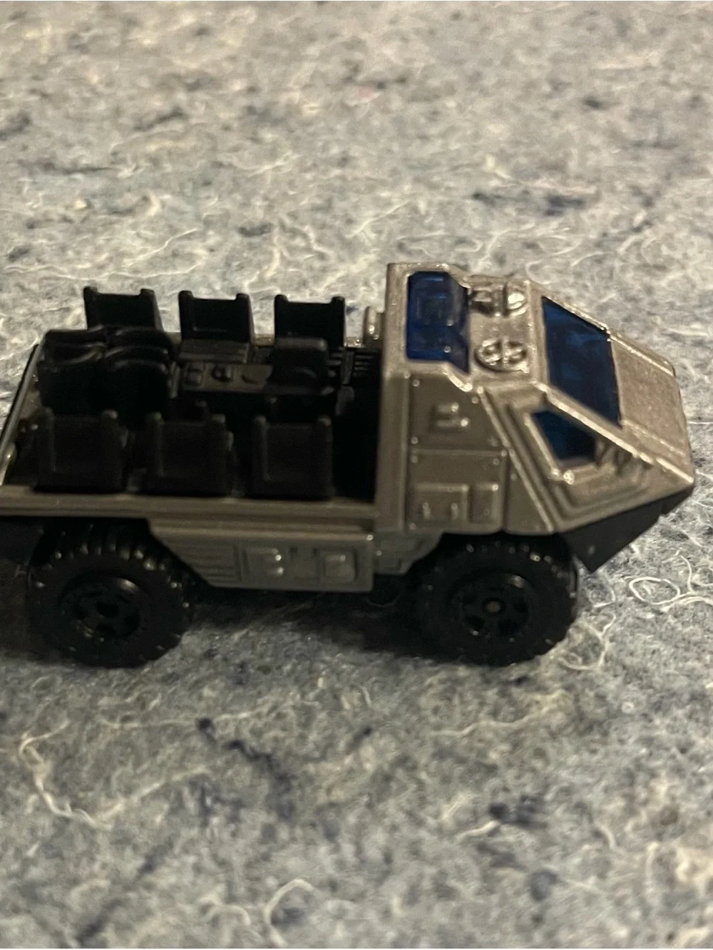 Matchbox 2000 Armored Response Vehicle)
